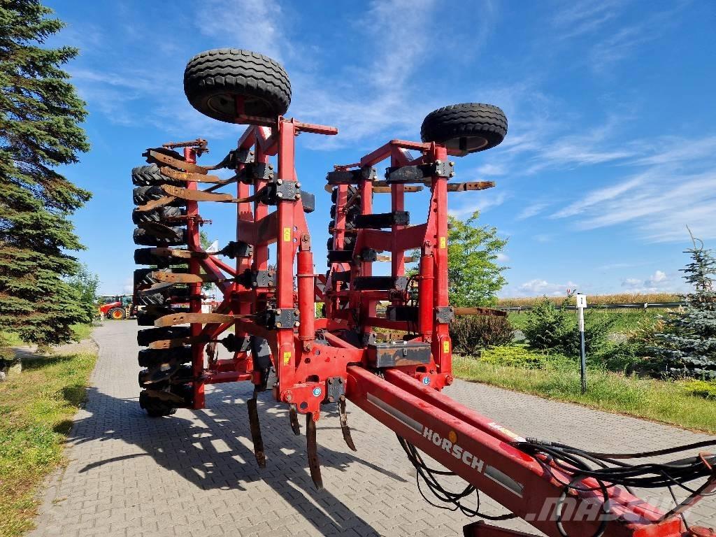 Horsch Terrano 6 FX Cultivators