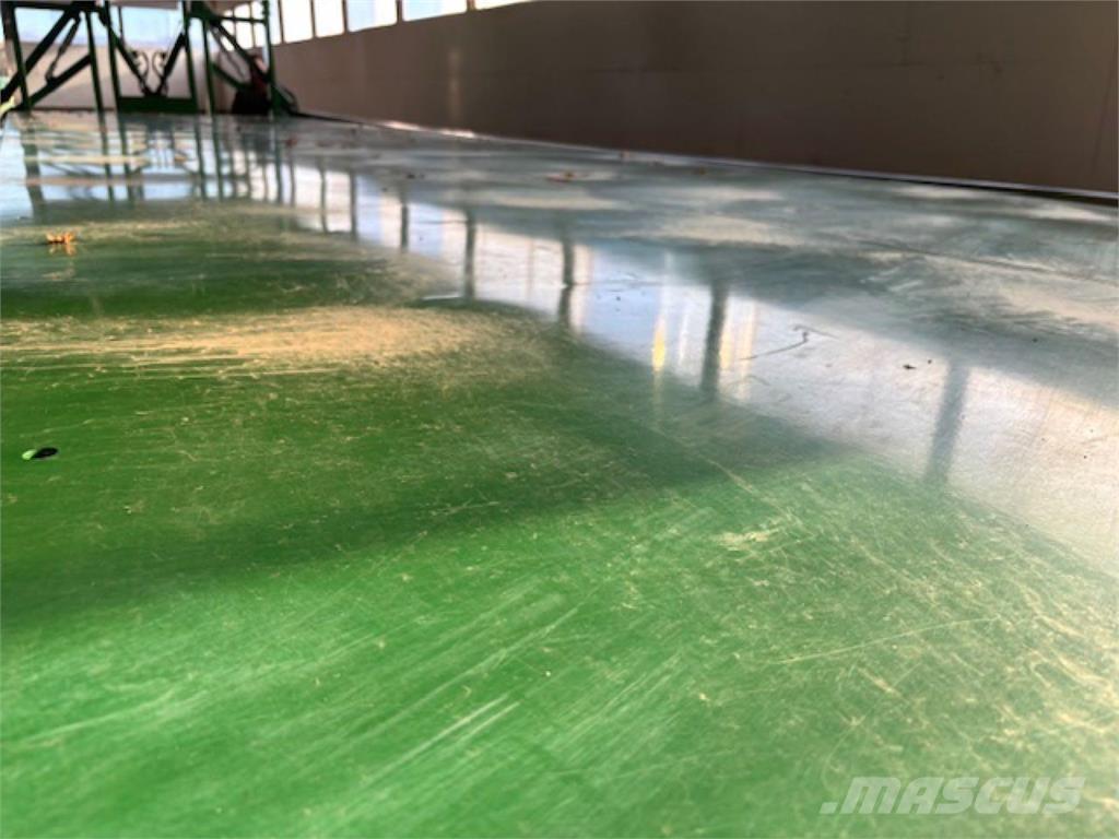 Kröger PWO 24 Bale trailers