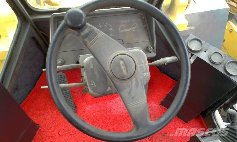 Komatsu WA 470-3 Wheel loaders