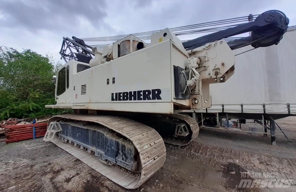 Liebherr HS 853 HD Track mounted cranes