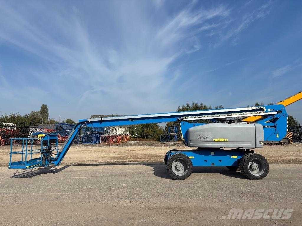 Genie Z 80/60 Articulated boom lifts