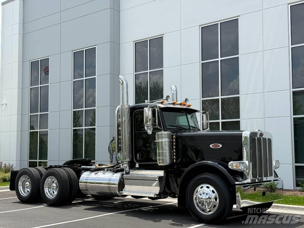 Peterbilt 389 Prime Movers