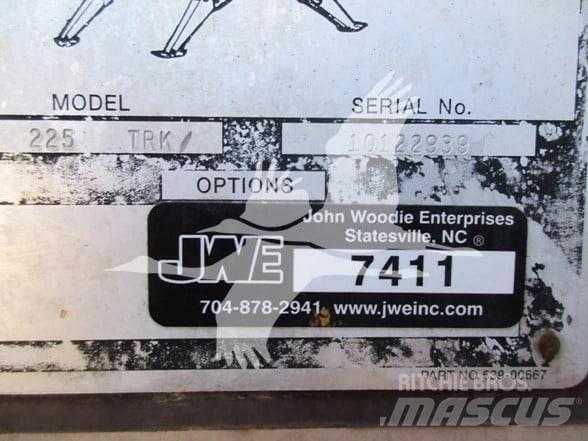 Barko 225 Knuckle boom loaders