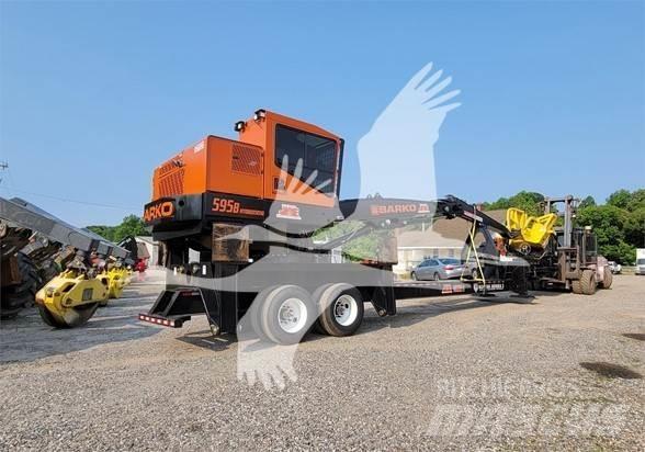 Barko 595B Knuckle boom loaders