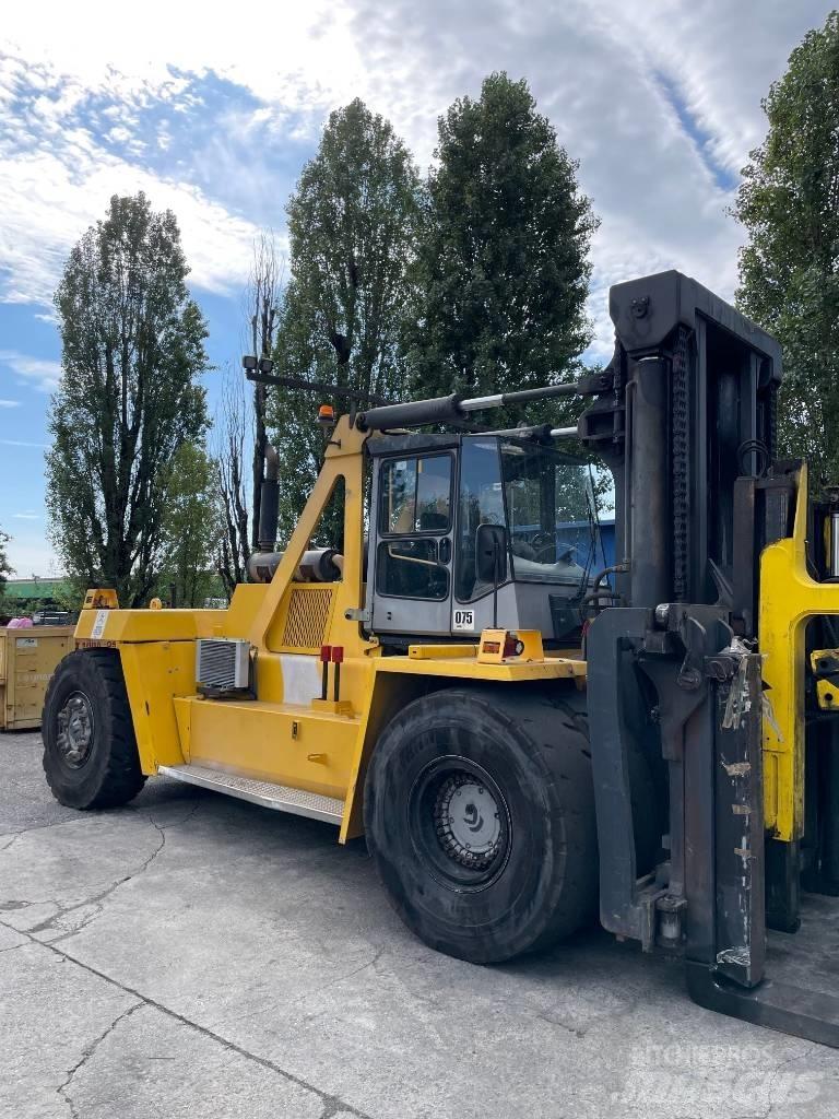 Kalmar DCD370-12 Diesel trucks