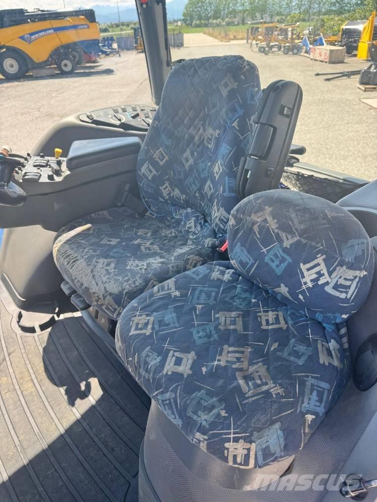 New Holland TG 285 Tractors