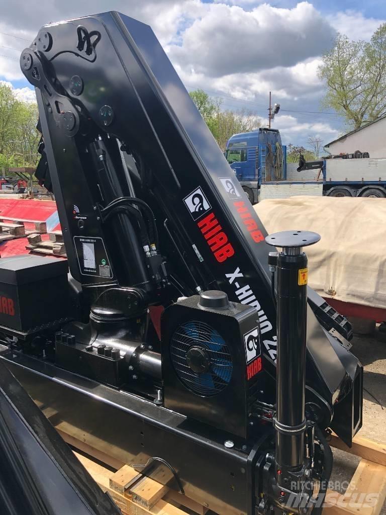 HIAB X-HiDuo 228 E-4 Loader cranes