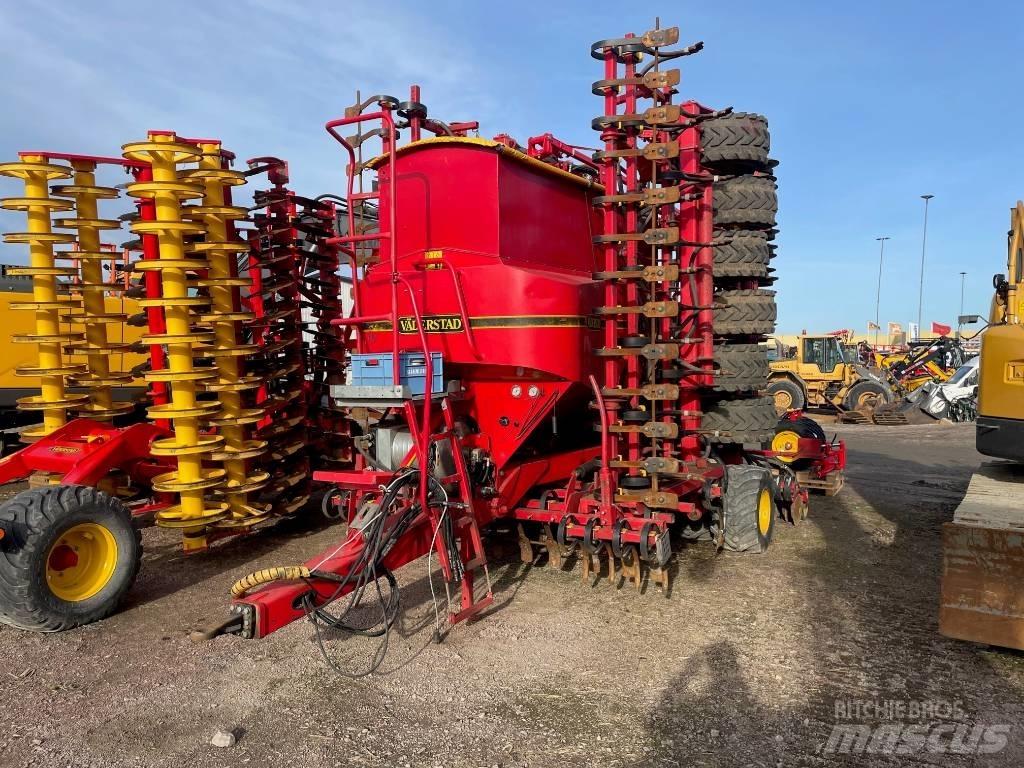Väderstad Spirit 900 Drills