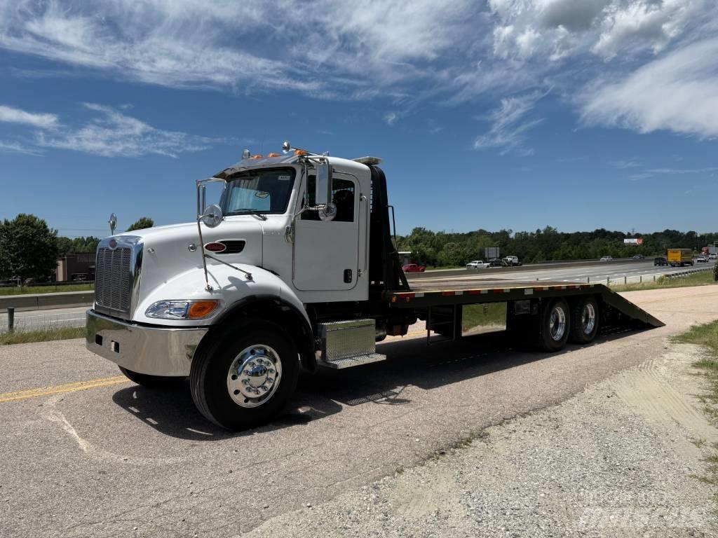 Peterbilt 348 Recovery vehicles