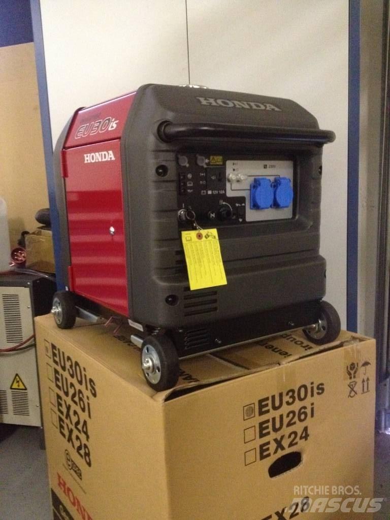 Honda EU30is Petrol Generators