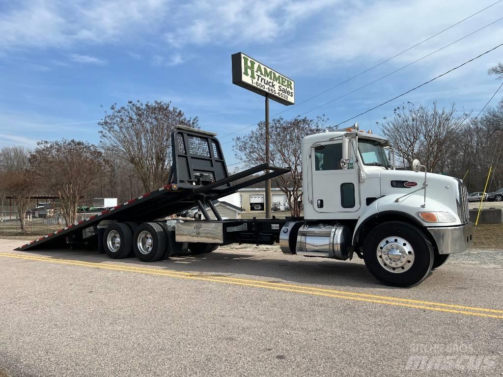 Peterbilt 348 Recovery vehicles