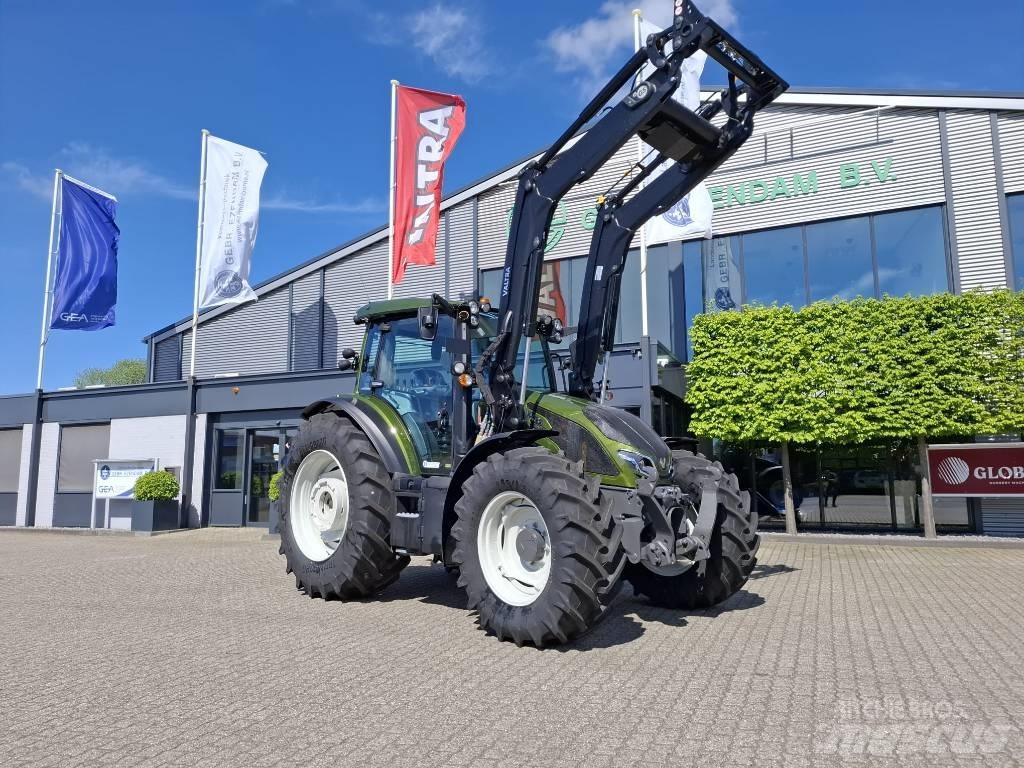 Valtra G 125 Active Tractors