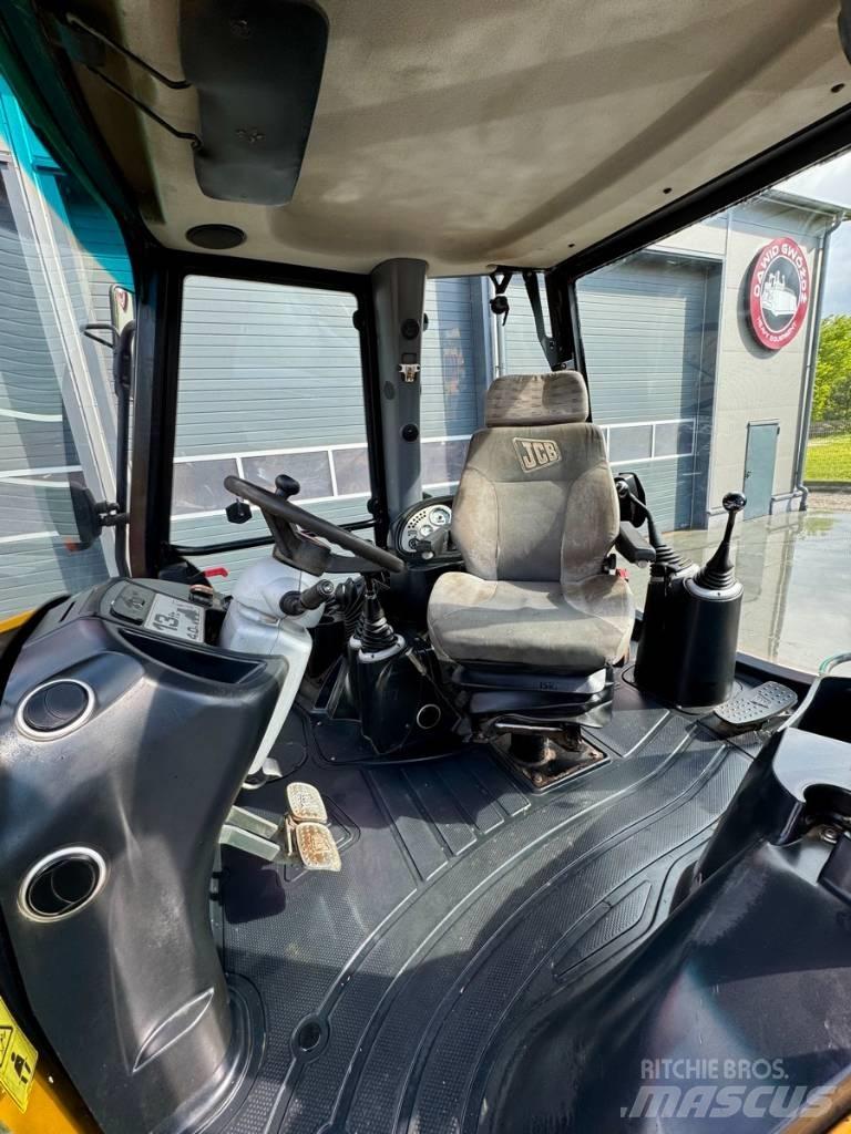 JCB 3 CX Backhoe