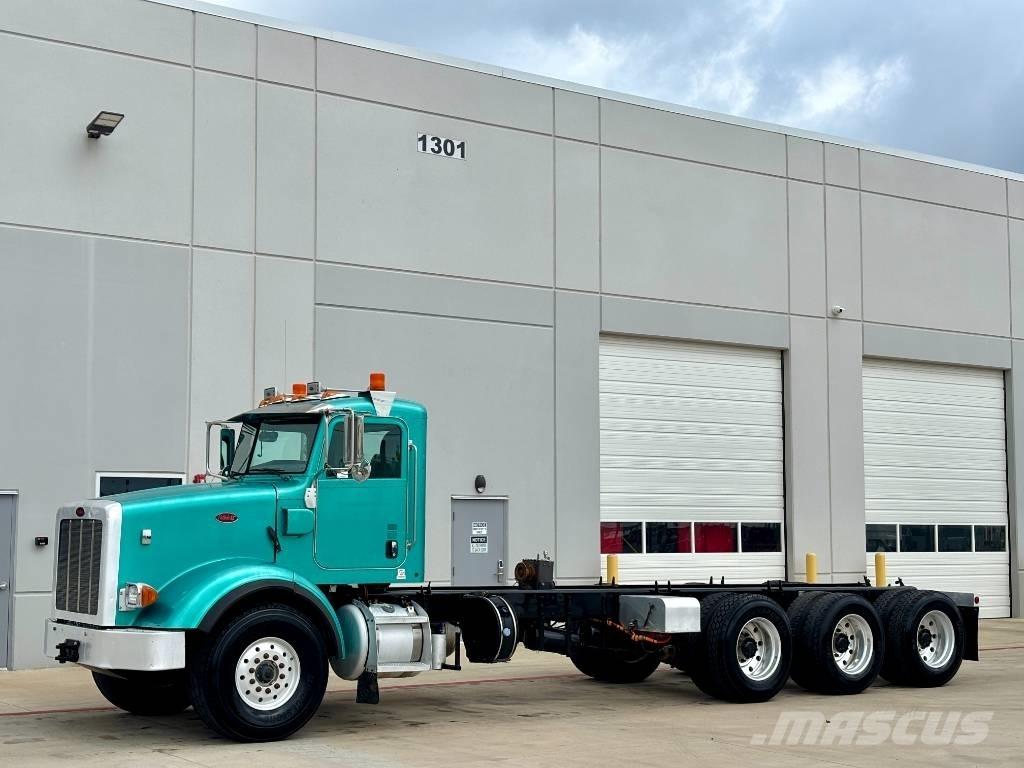Peterbilt 365 Prime Movers