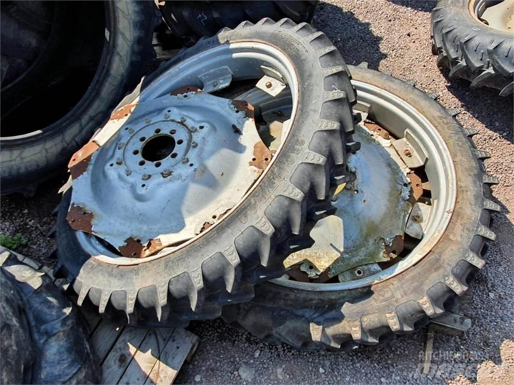 BKT 230/95R44 x2 Tyres, wheels and rims