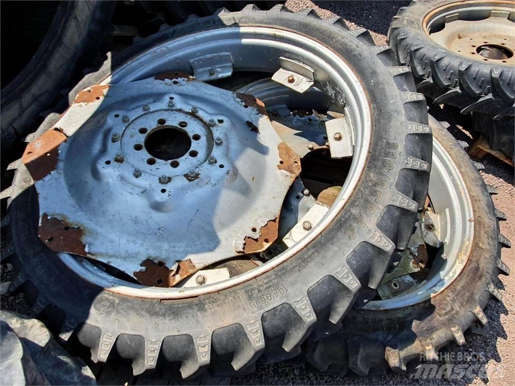 BKT 230/95R44 x2 Tyres, wheels and rims