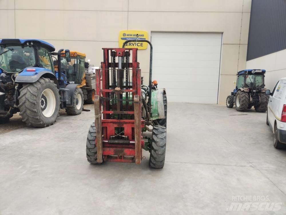 John Deere 2450 Tractors
