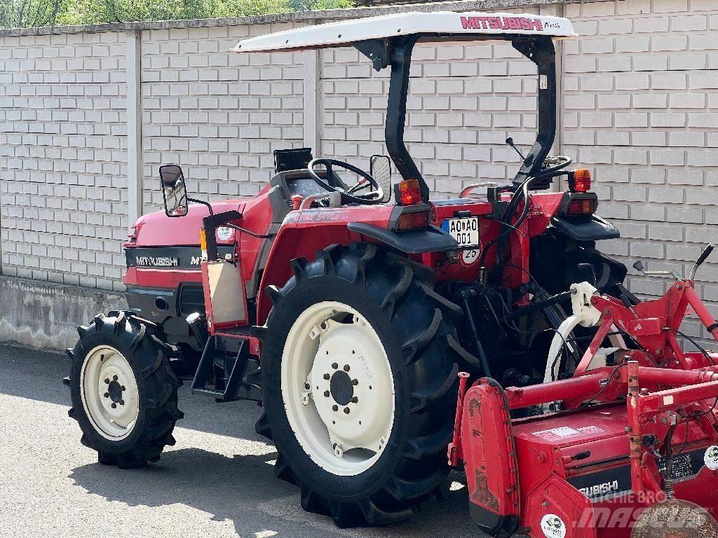 Mitsubishi MT368 Tractors