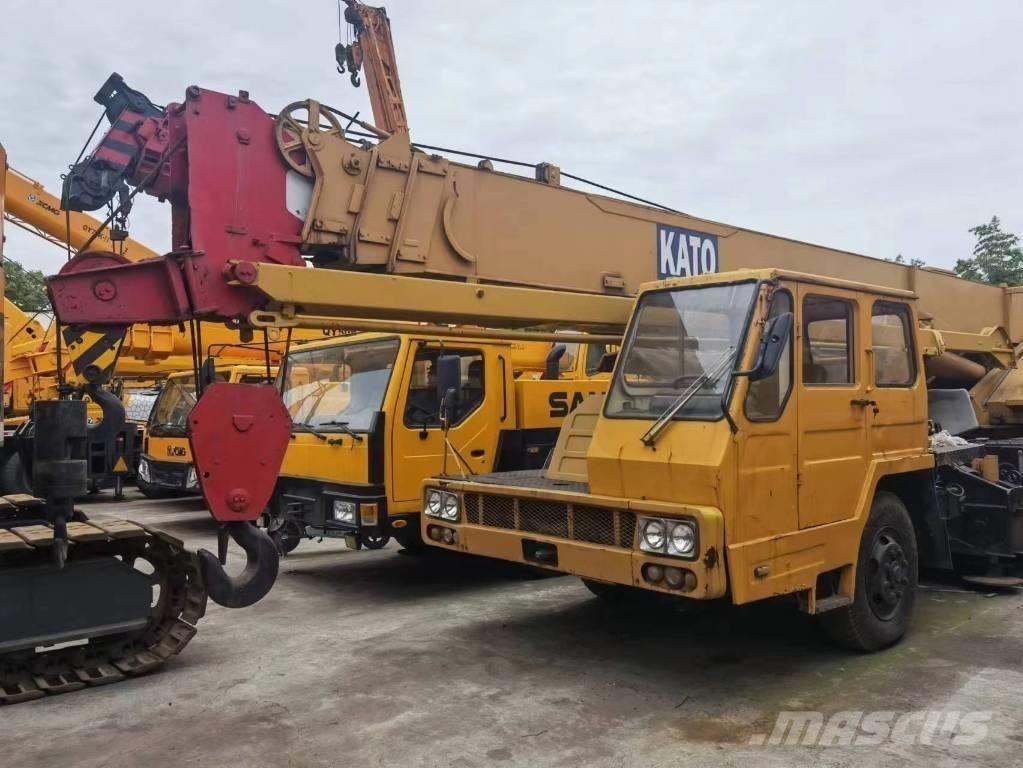 Kato 2500 KVA All terrain cranes