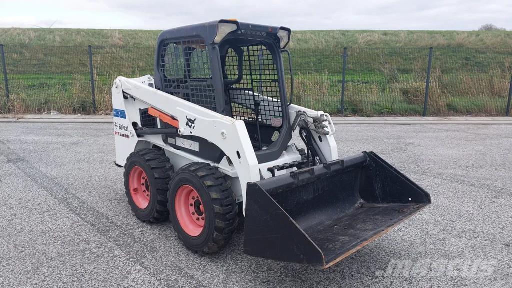 Bobcat S450 Wheel loaders