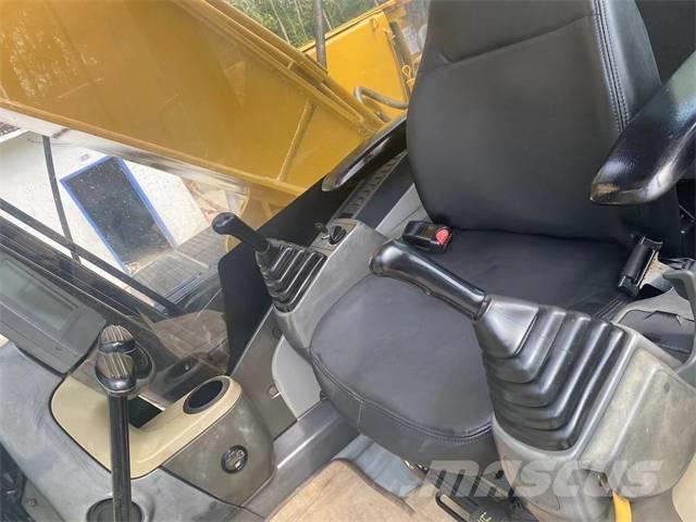 CAT 320D2 Crawler excavators