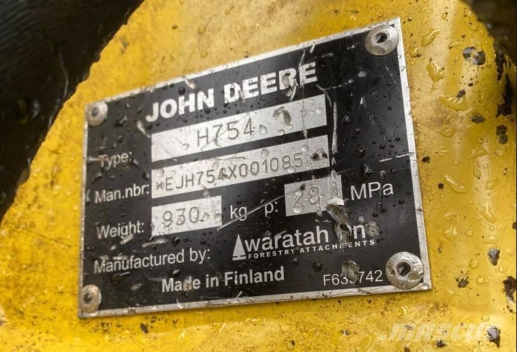 John Deere 1070 D Harvesters