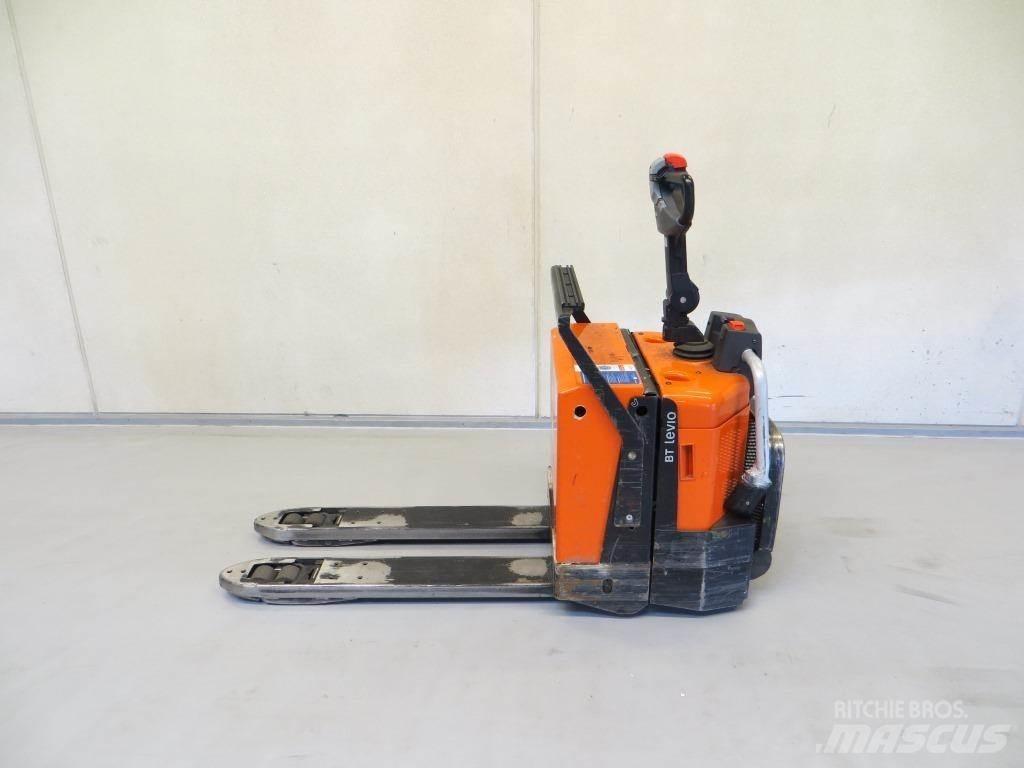 BT LPE200/8 Low lift with platform