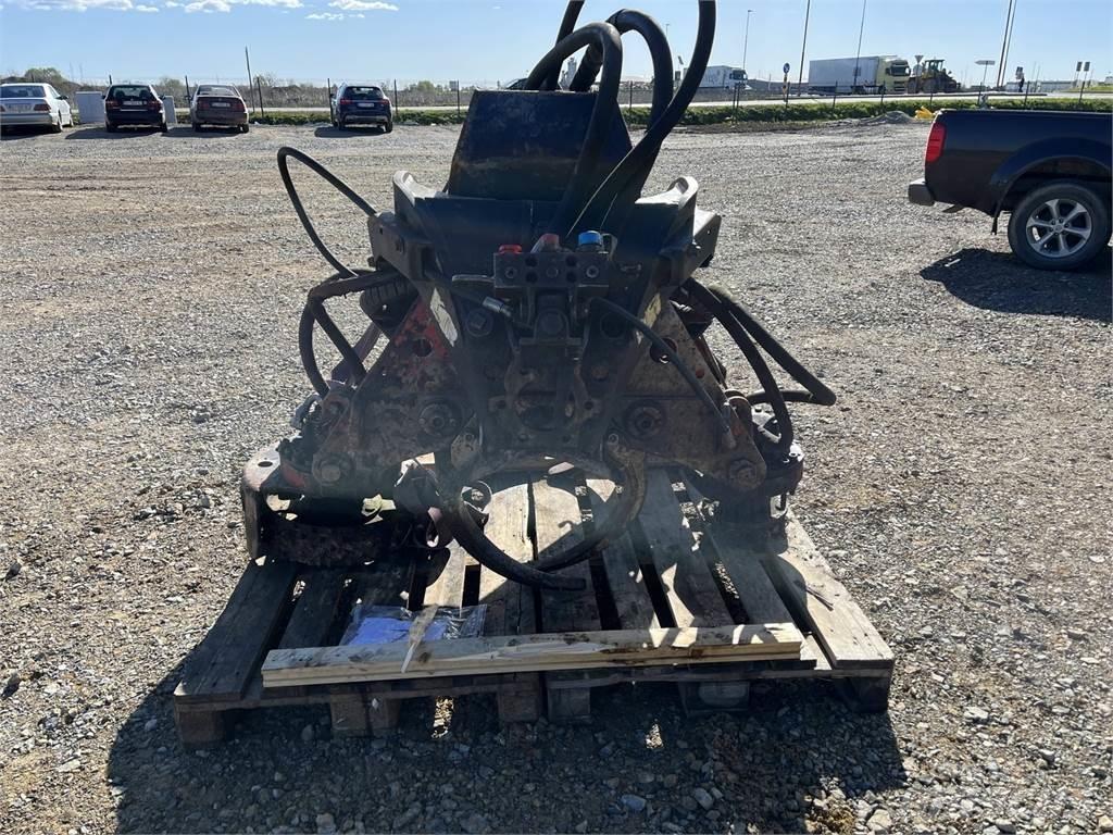Waratah HTH470 Harvester heads