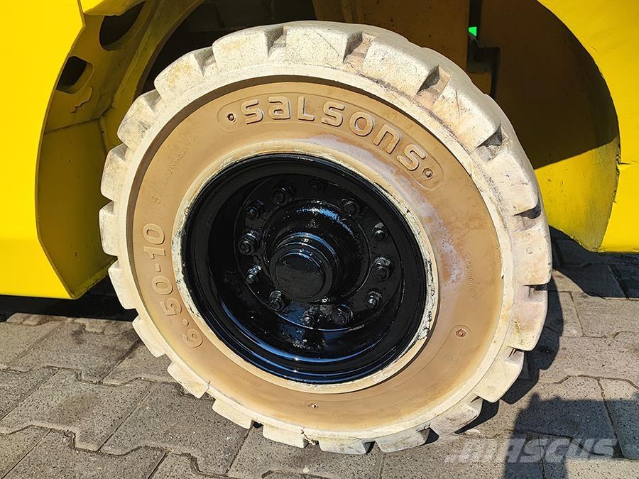 Hyundai 35L-7A LPG trucks