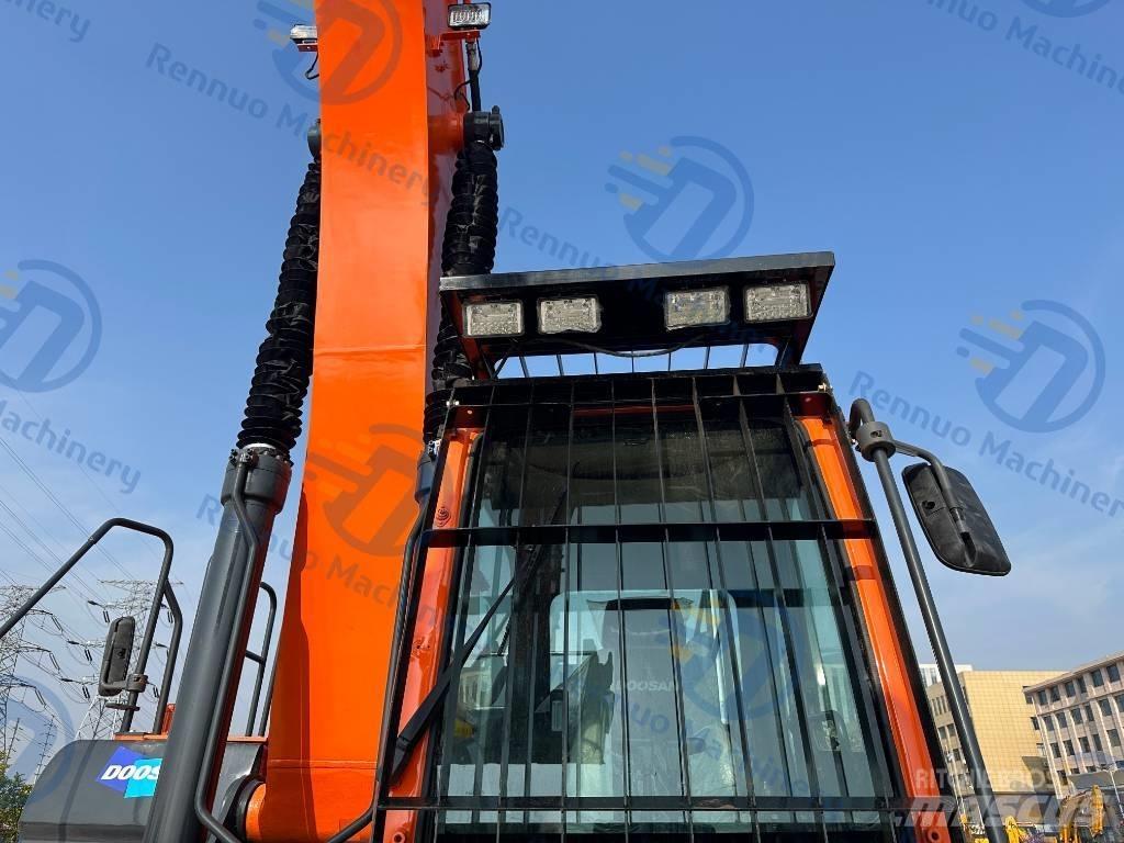 Doosan DX 300LC-9C Crawler excavators