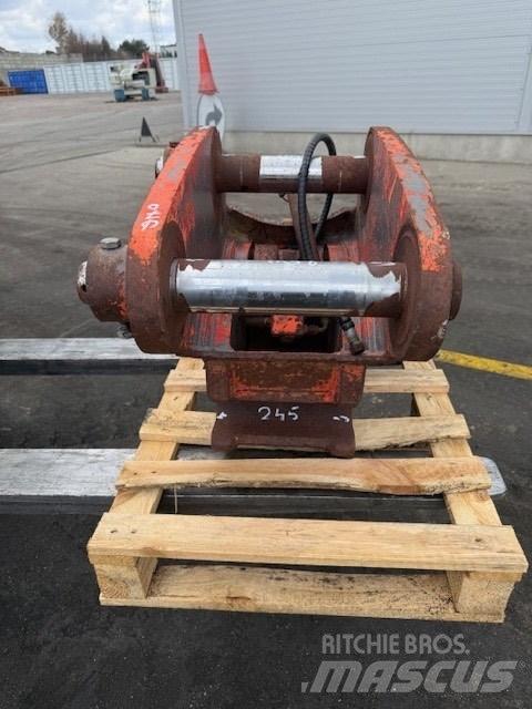 Miller VOLVO EC 160 Quick connectors