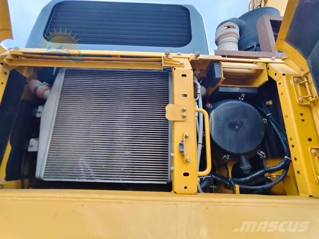 Komatsu PC 460LC-8 Crawler excavators