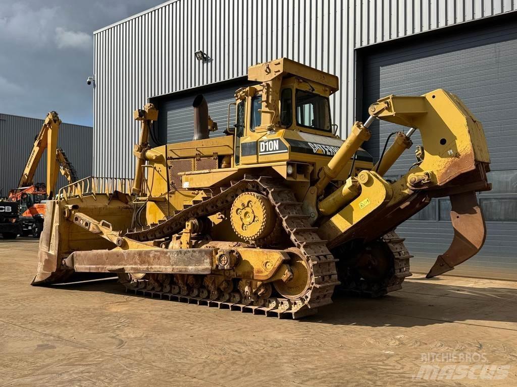 CAT D10N Crawler dozers