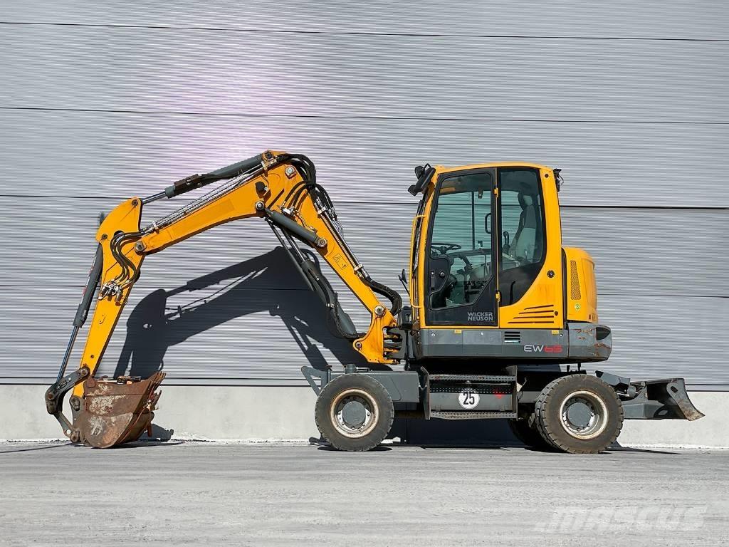 Wacker Neuson EW 65 Wheeled excavators