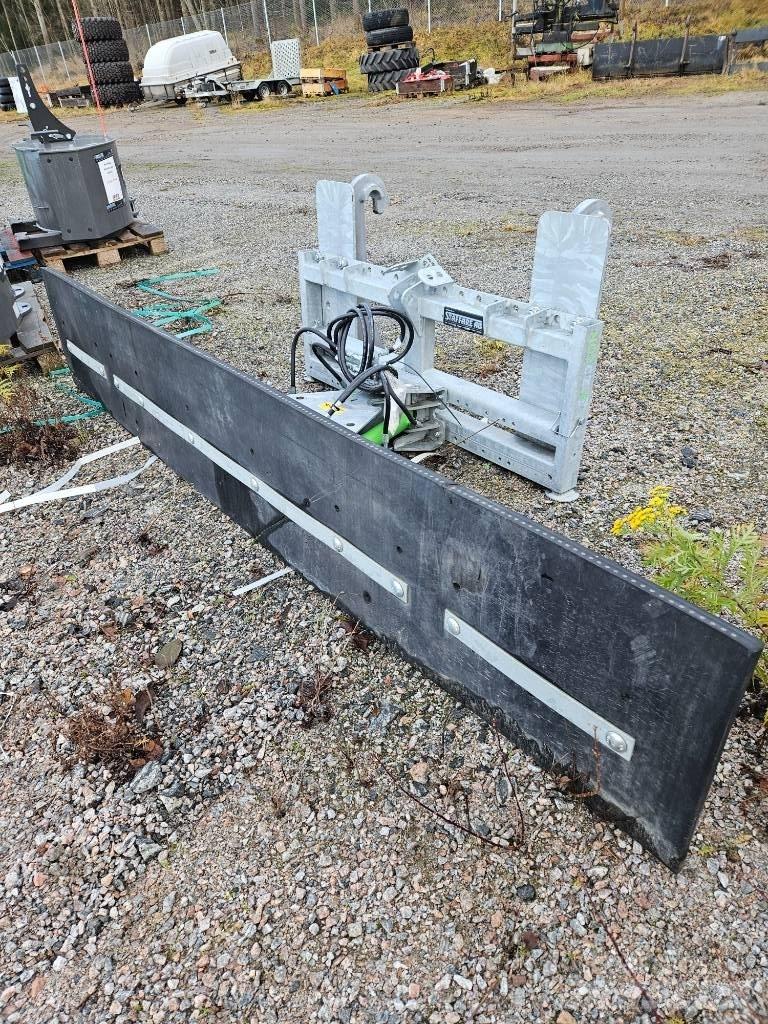 Zocon Gödselskrapa Front loader accessories