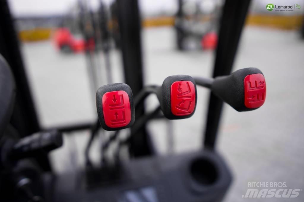 Manitou MI 15 G LPG trucks