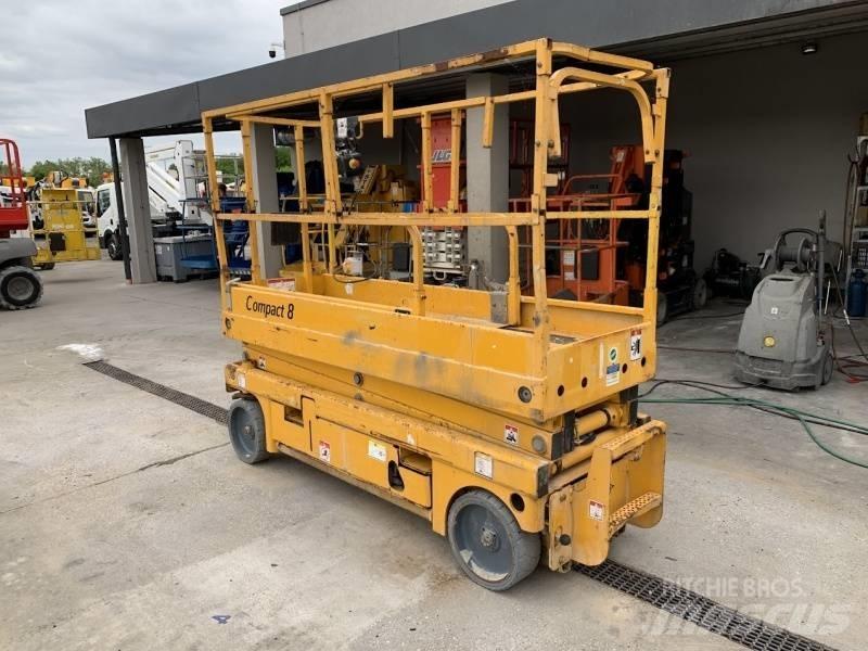Haulotte Compact 8 Scissor lifts