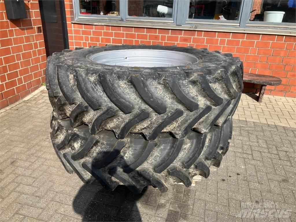 Petlas 520/85R42 Farm machinery
