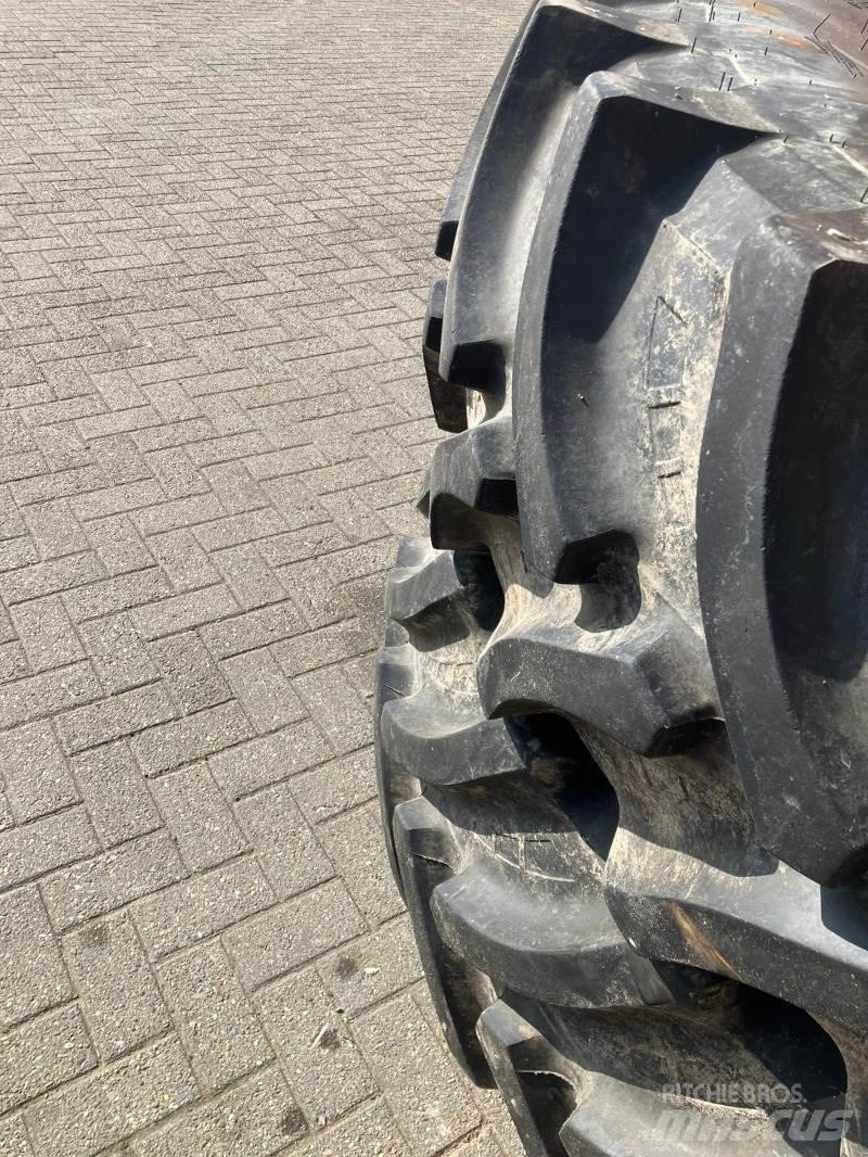 Petlas 520/85R42 Farm machinery