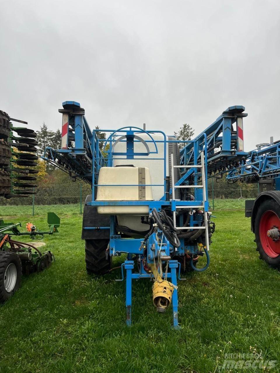 Lemken Primus 45 Trailed sprayers