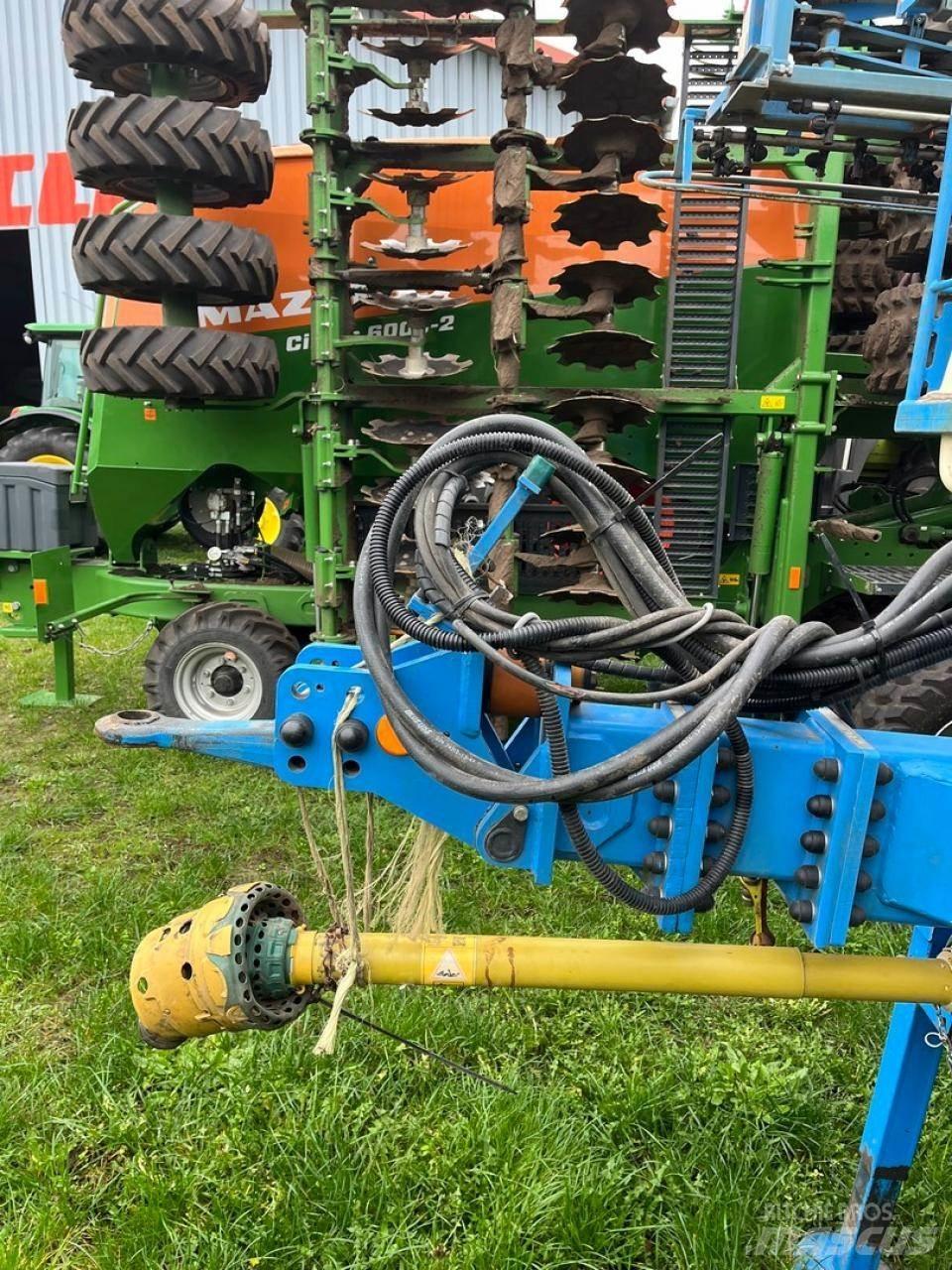 Lemken Primus 45 Trailed sprayers