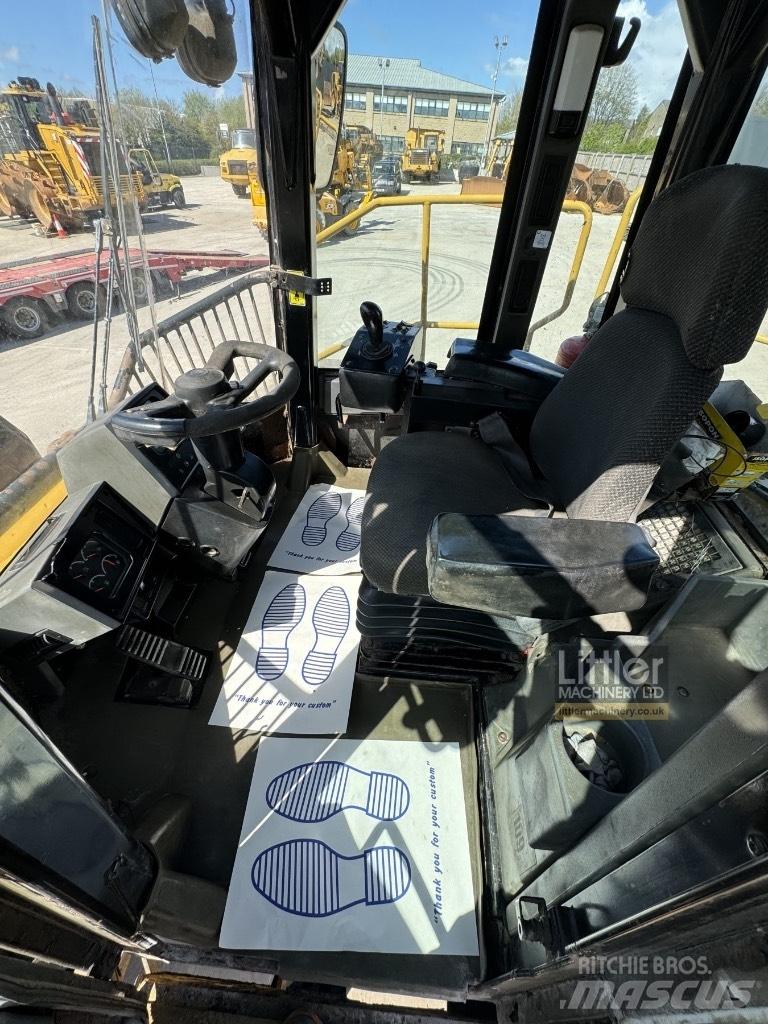 CAT 826H Waste compactors