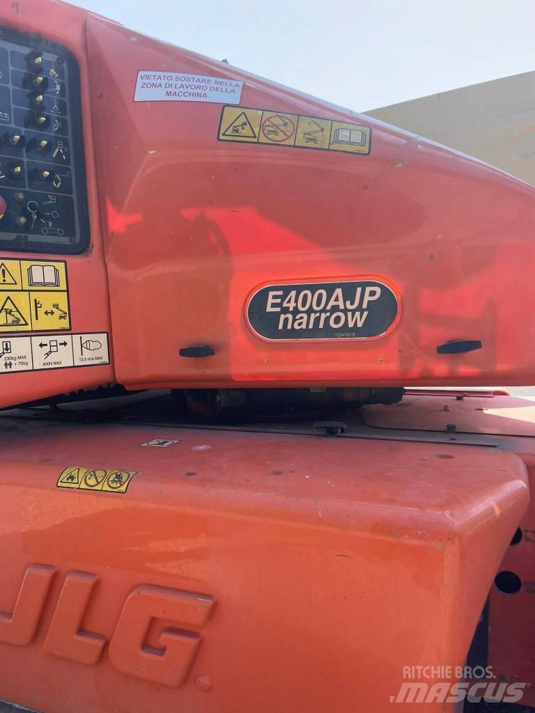 JLG E 400 AJP Articulated boom lifts