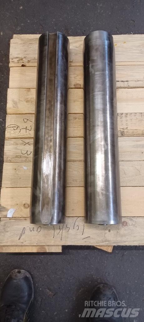 John Deere CH 7 / G Booms and arms