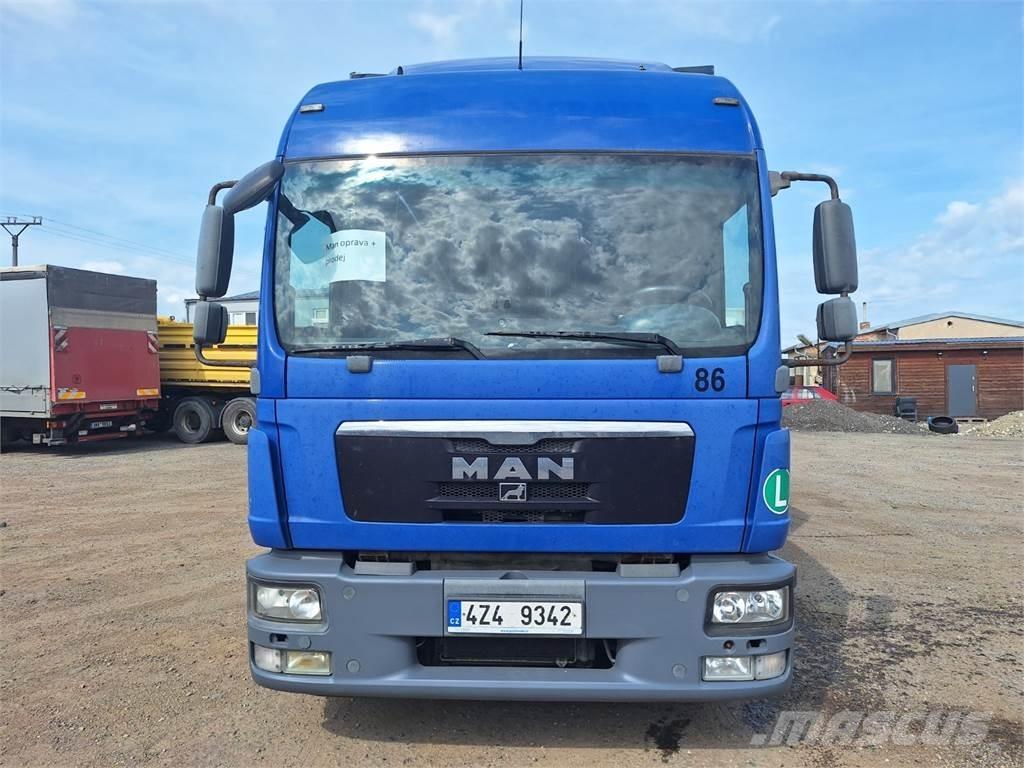 MAN TGL 12.180 Chassis Cab trucks