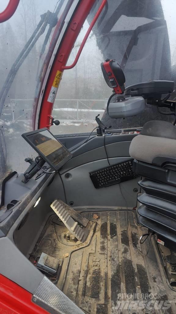Komatsu 931XC Harvesters