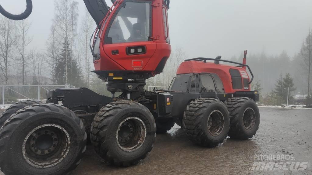 Komatsu 931XC Harvesters