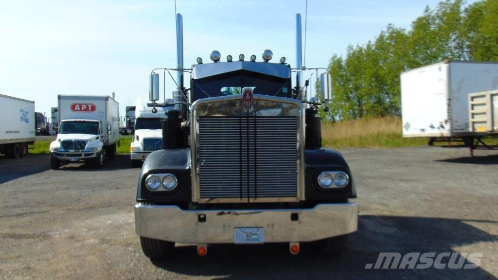 Kenworth W 900 Prime Movers