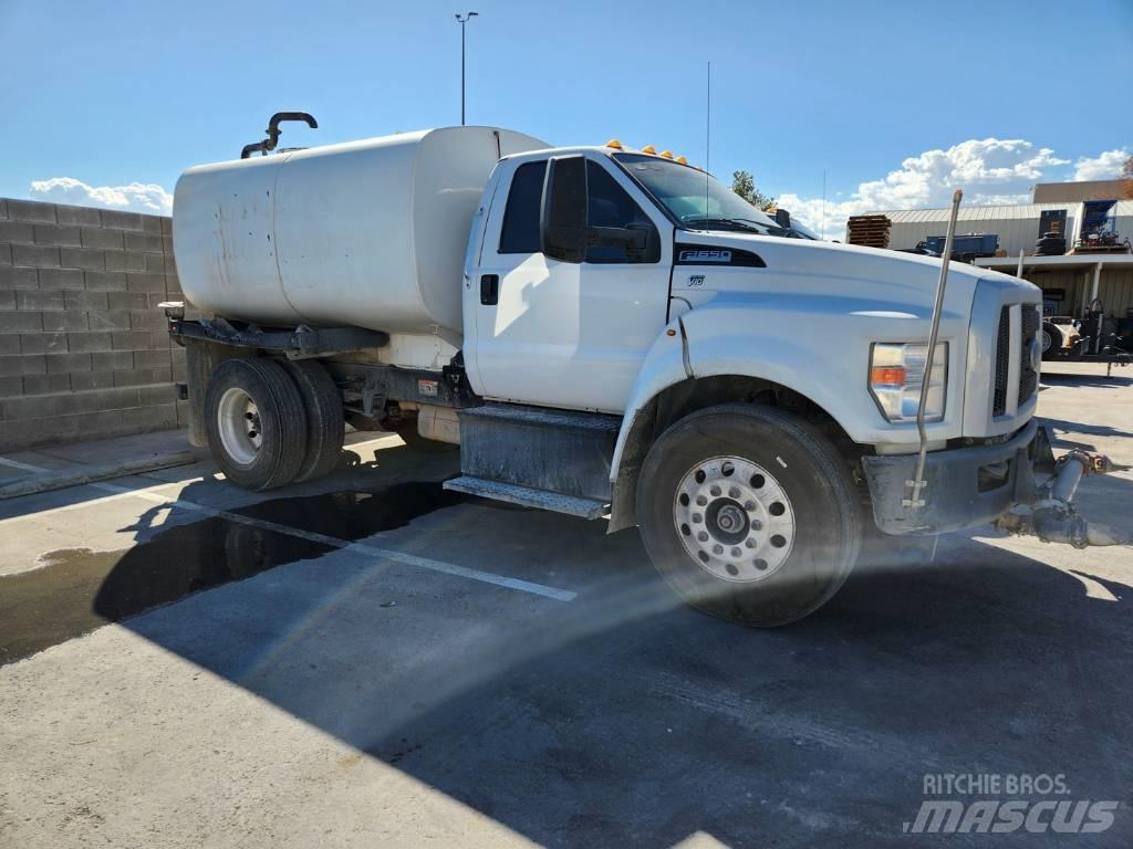 Ford F 650 Water bowser