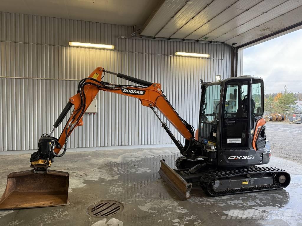 Develon DX 35 Z Mini excavators < 7t (Mini diggers)
